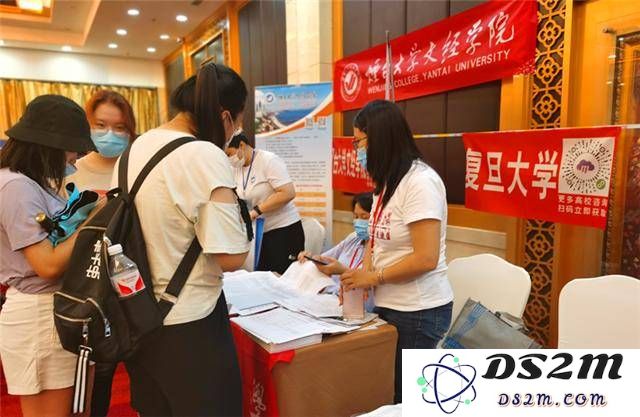 掌握单片机技术，解锁智能时代控场大师之路