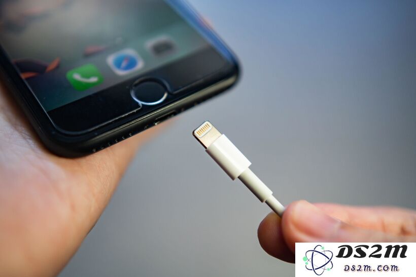 苹果分享保持 iPhone 手机电池健康的秘诀：避免极端气温，充电时取下特定保护壳以延长电池寿命