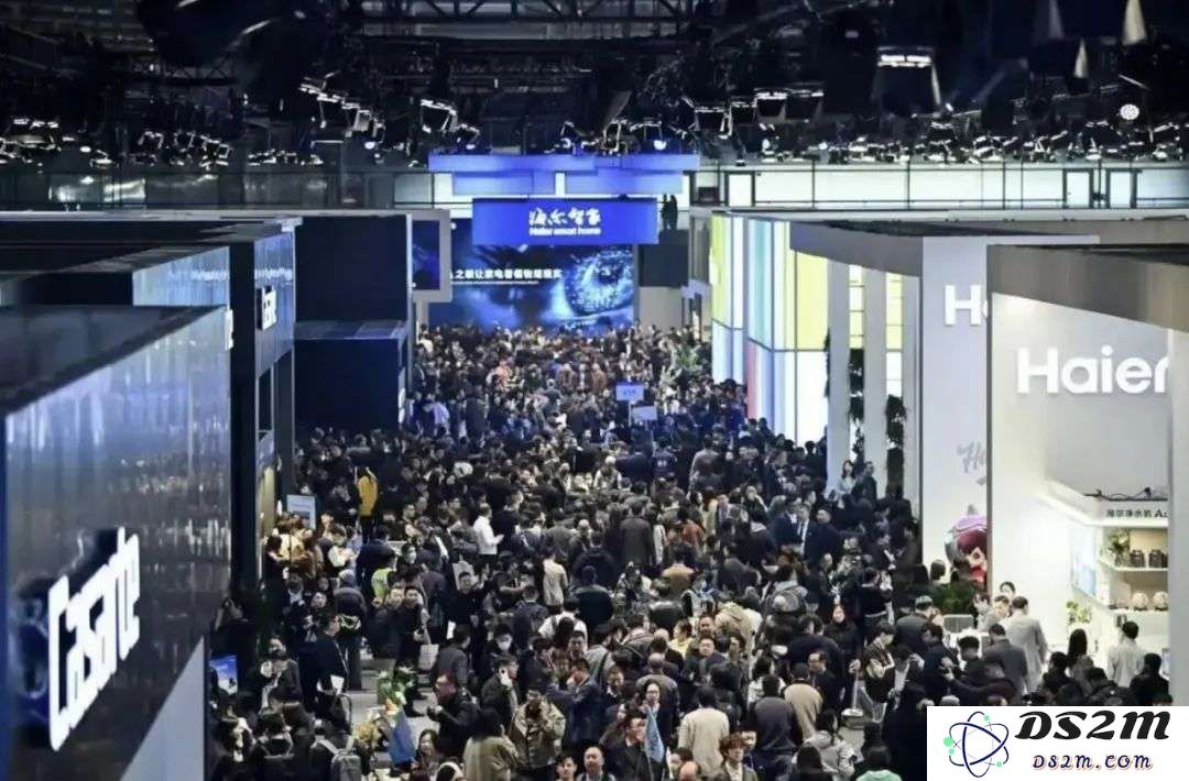 DeepSeek横扫家电圈！暴走三万步，带你看尽AWE最火AI黑科技