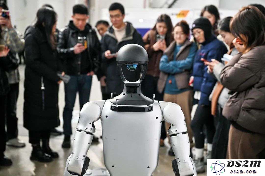 郑渊洁坦言无法超越AI创作水平，人类创作之路是否就此止步？