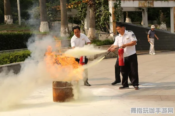 装备合成指南-五一假期必备-倒计时6天-抖音小游戏-跨平台联机