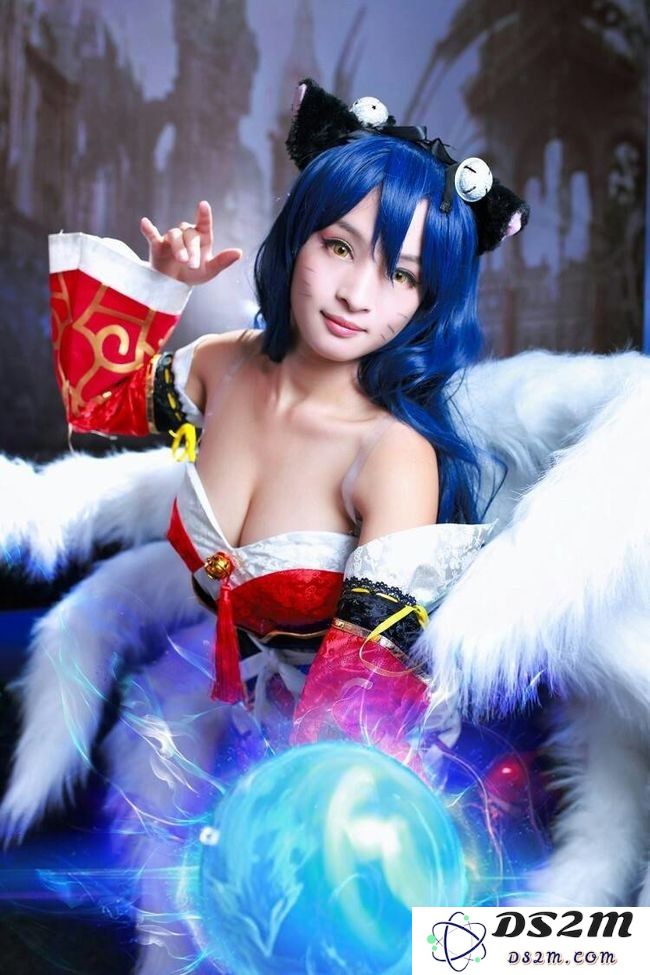英雄联盟九尾妖狐最美COS写真分享，展现梦幻与魅力的完美结合