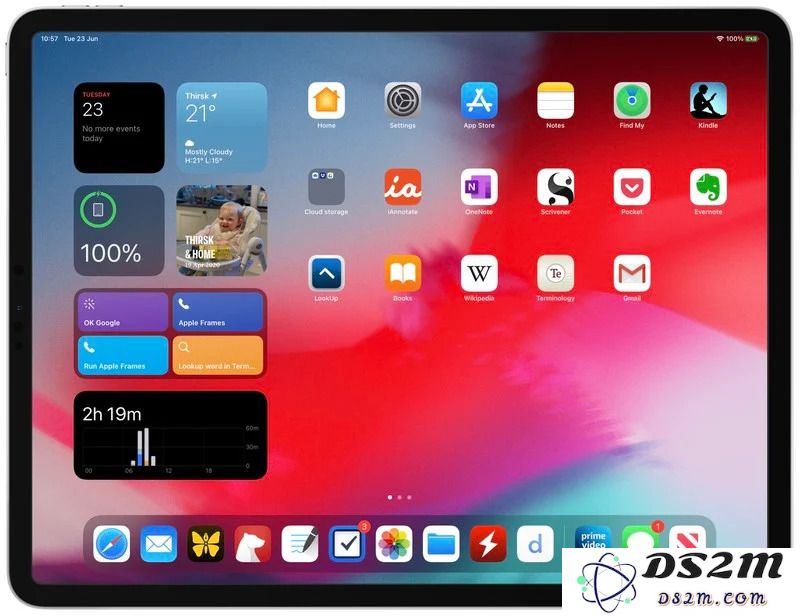 如何在iPad 的主屏幕上显示「小组件」？