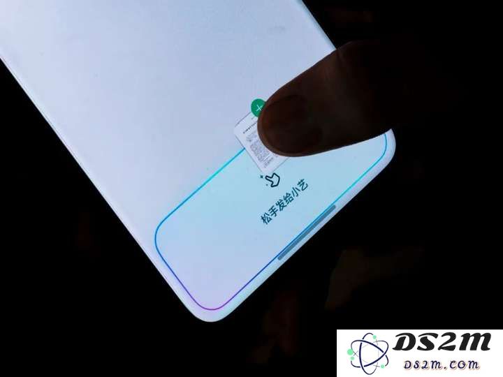 都2025年了，为什么AI手机又爱上二十年前的「跑马灯」