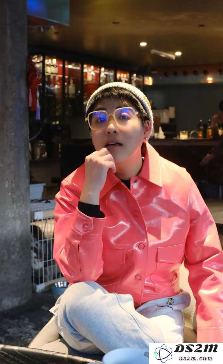 AI信徒：抹杀资源咖，助力影视民工逆天改命？