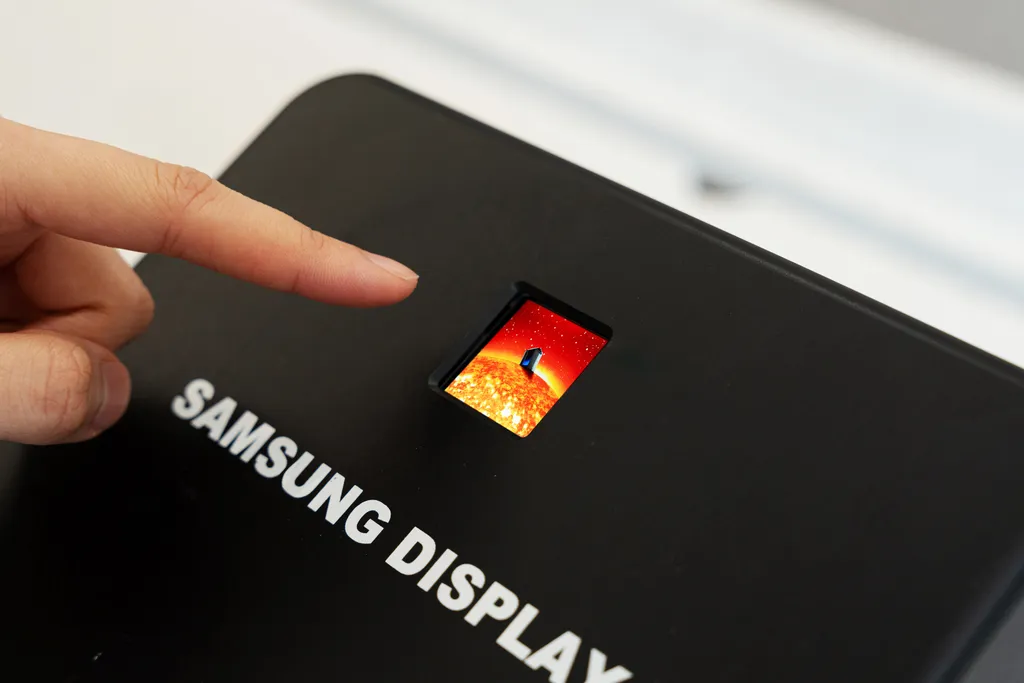 三星在2025 Display Week 展示全新 micro-OLED 显示技术，亮度达 20,000 尼特，全面提升 XR 视觉体验