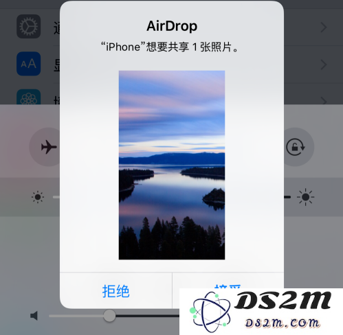 如何使用AirDrop 传照片？