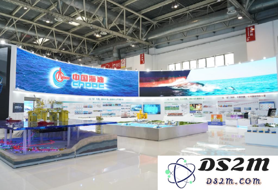 这是11月26日在中国国际供应链促进博览会清洁能源链展区拍摄的中国海油展位。新华社记者 任超 摄