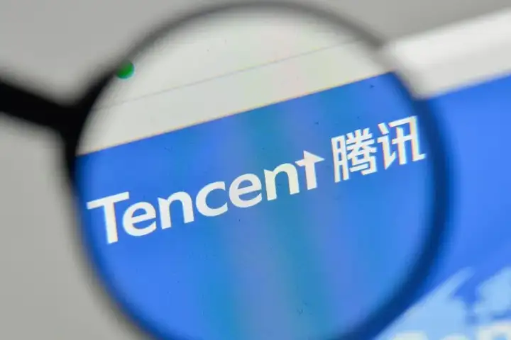 万亿市场争夺战！深度剖析阿里、华为、腾讯、京东在AI医疗领域的布局，以及字节和DeepSeek的潜在威胁