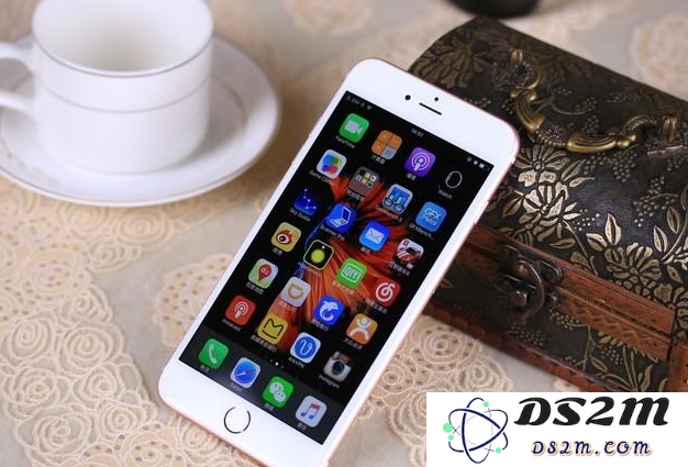 苹果iPhone手机历代产品中存在的各种缺陷与不足之处有哪些？