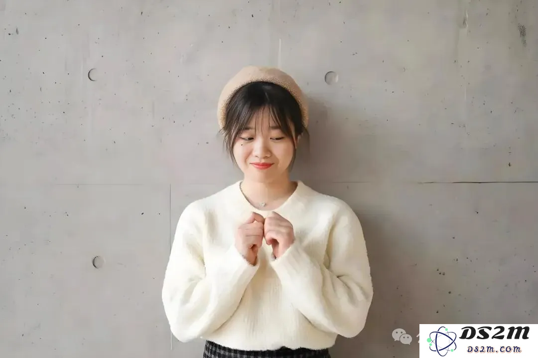 雷军高薪挖掘95后天才少女，AI女神成功逆袭引发热议！