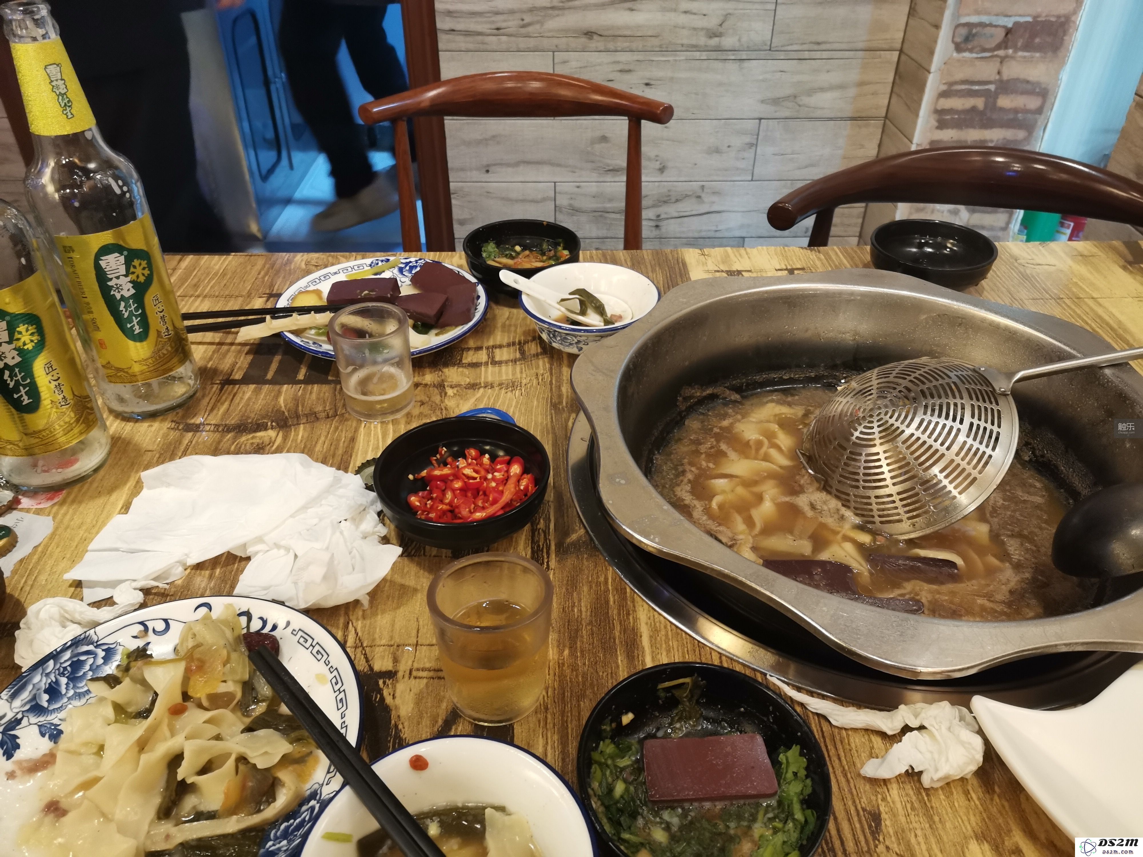 因起诉杨永信而困顿不已的周齐，依然在生活的低谷中挣扎