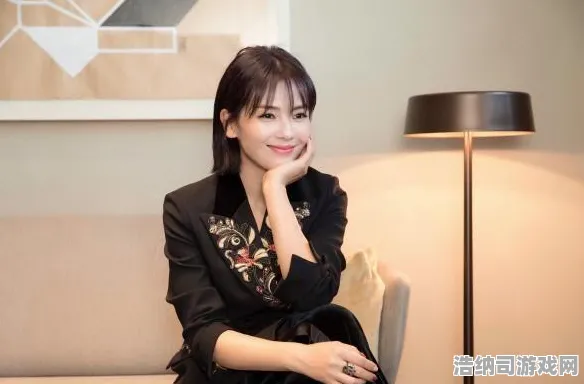 空洞骑士:丝之歌 限量服饰 独家深度揭秘：开发者问答与精彩游戏攻略全解析