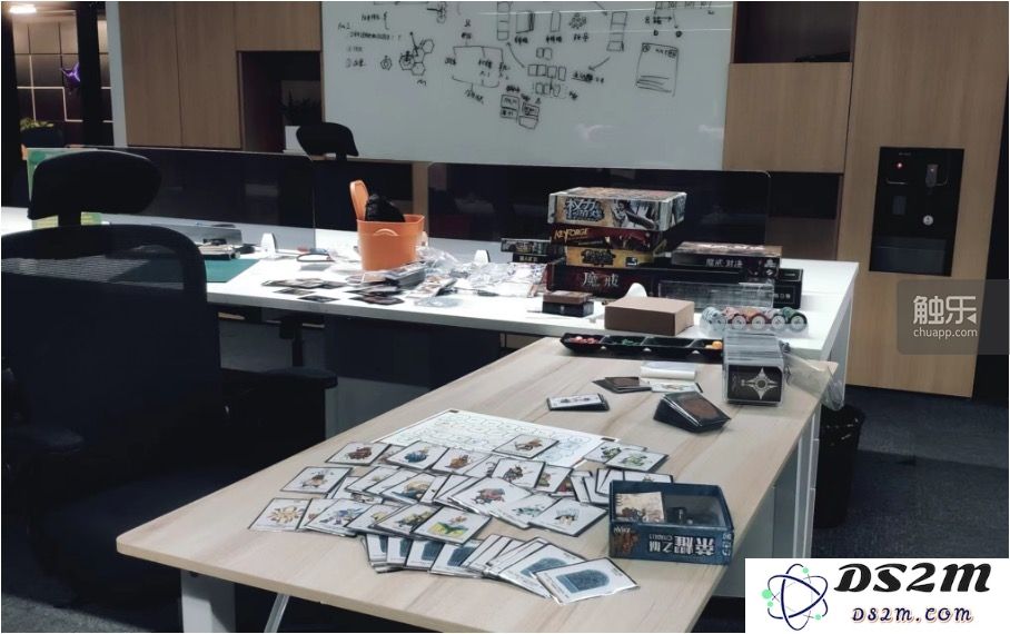曾参与游戏大赛的学生开发者们如今在追求怎样的职业发展与创新项目？