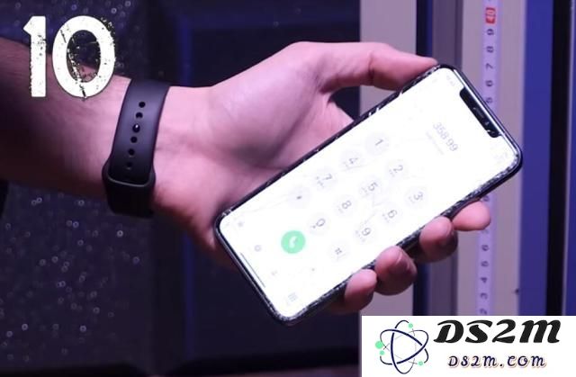 iPhone 11 Pro 的屏幕和玻璃后盖在碰撞情况下抗摔性能如何？