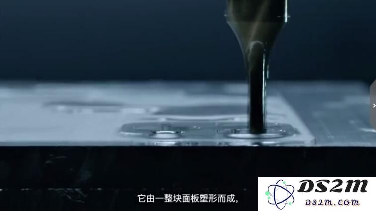 探讨 iPhone 11 系列为何选择使用玻璃材质作为机身材料的原因及其优势