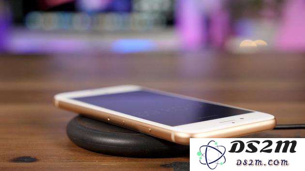 iPhone 充满电后仍然会有“闪电”标志，是否正常？