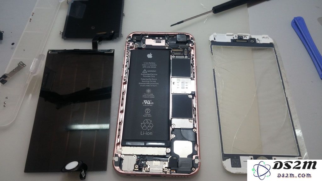 如果 iPhone 屏幕受损了，是不是可以仅仅更换外部屏幕来解决问题呢？