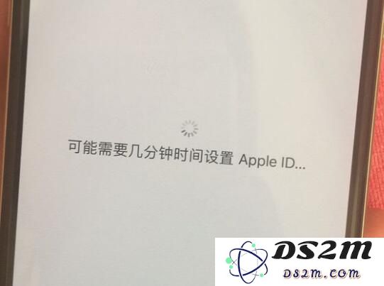 如何解决 iPhone 激活过程中出现的“可能需要几分钟设置 Apple ID”问题？