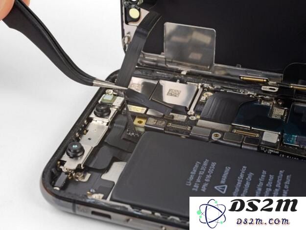 教你如何自己动手给 iPhone X 更换电池