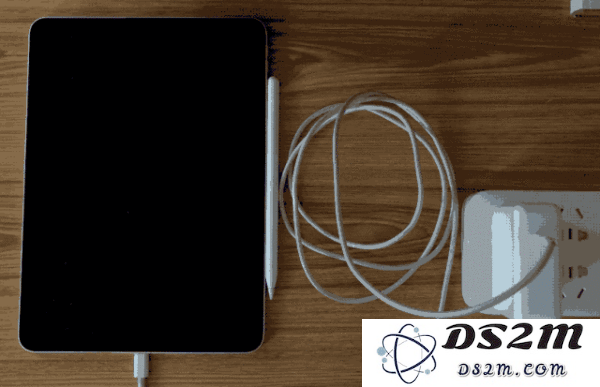 Mac 笔记本电源适配器可以为 iPhone 或 iPad 充电吗？