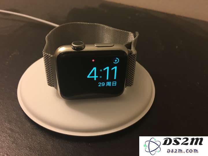 不同地区版本的 iPhone 和 Apple Watch 应该如何选择？
