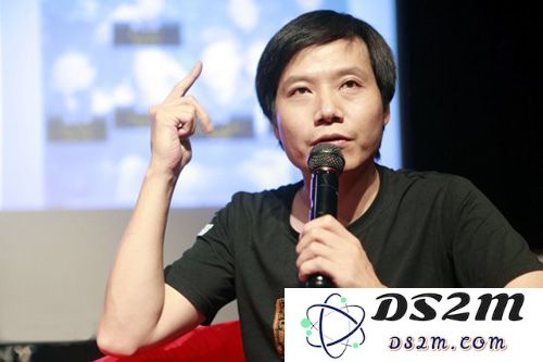 我觉得这张照片很能代表雷军思考时的状态,他和你讲话也是这样专注(图片来源:网络)