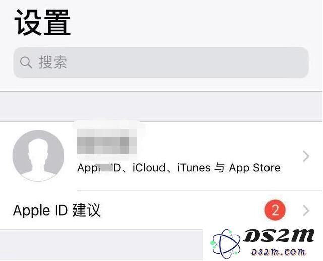 如何查看储存在 iCloud 中的照片？