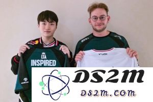T1官方分享Keria与FLY打野Inspired交换队服，并配文：SUPJUG：电竞时尚的完美融合，令人瞩目的新动态！