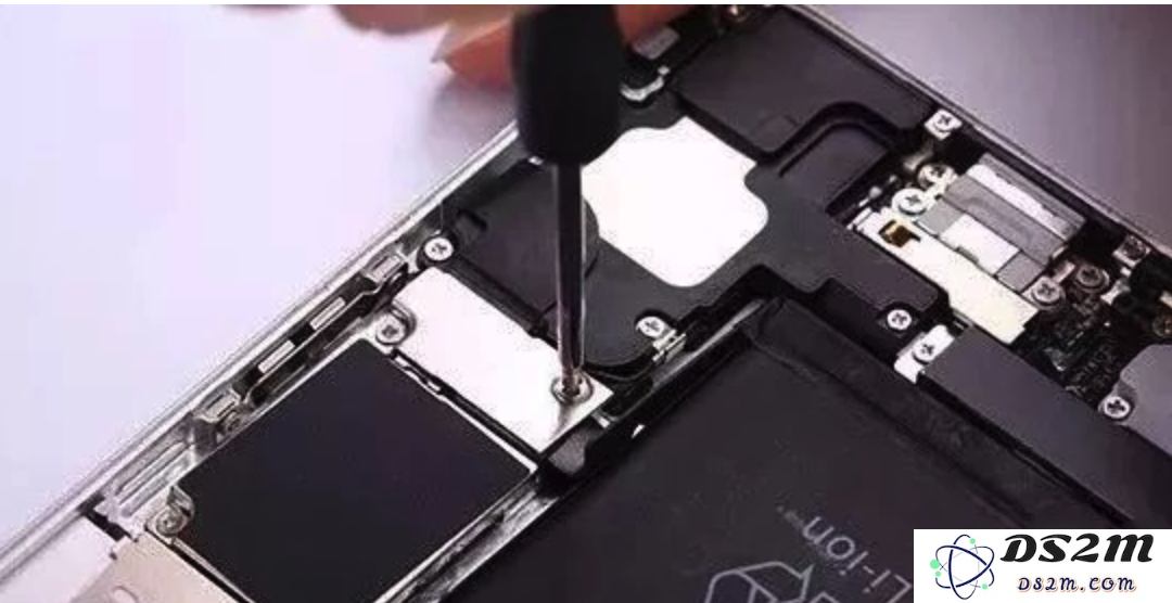 为什么维修后的 iPhone 使用体验会下降？你应该避免修理哪些手机型号？