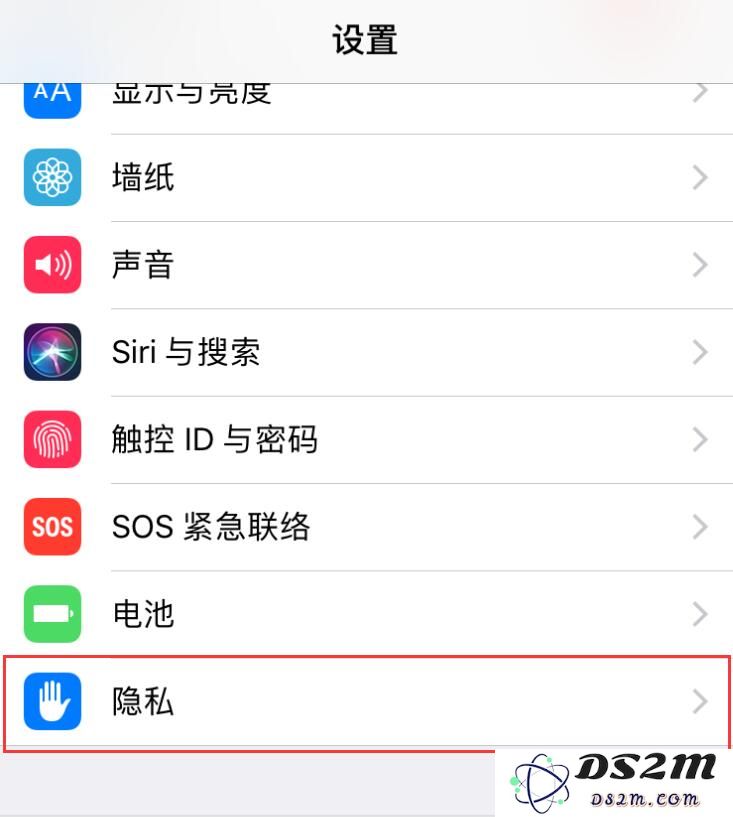 如何在iPhone的通知中心添加本地天气预报功能以便随时查看气象信息？