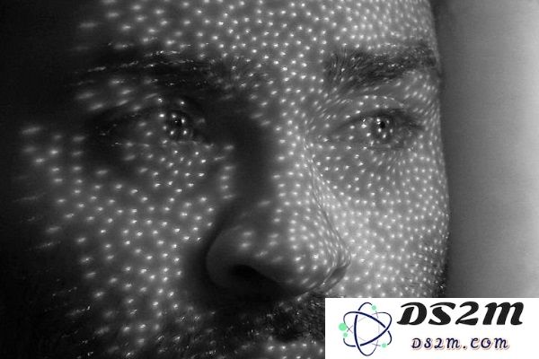 iPhone X 采用的 Face ID 会不会对人眼造成伤害？Face ID 安全吗？