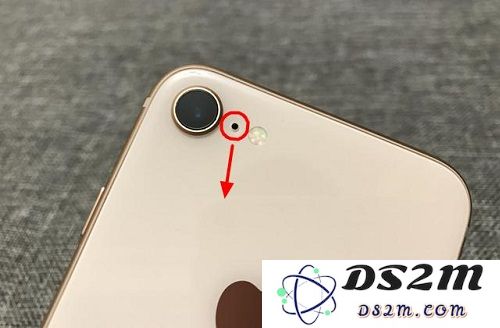iPhone X 究竟有几个麦克风？