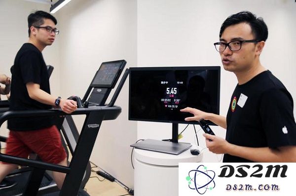 如何领取 Apple Watch 8 月 8 日「全民健身日」专属徽章？
