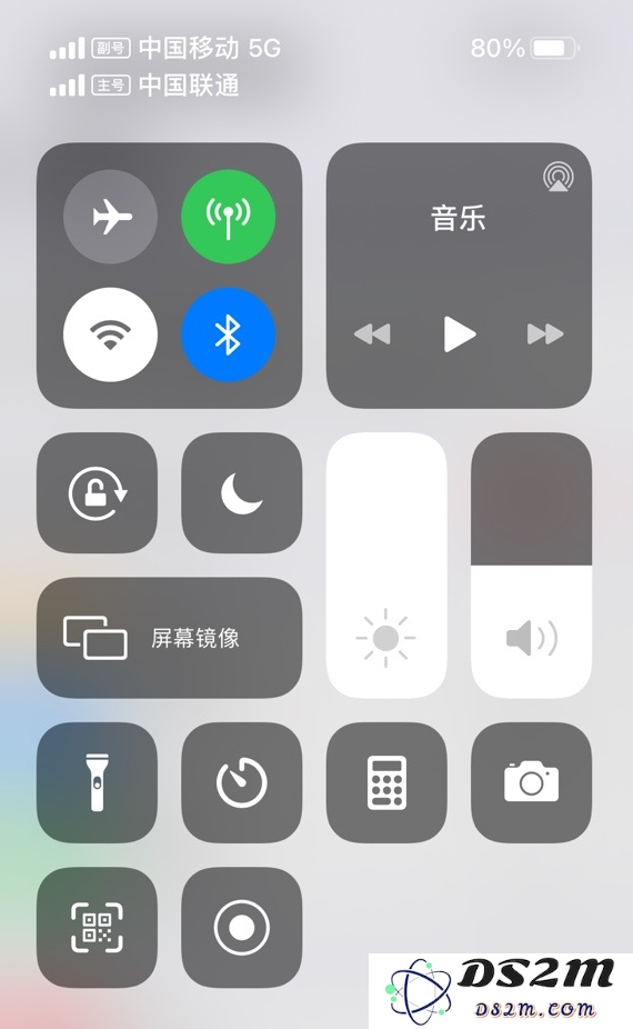 国行版苹果 iPhone 12 在双卡模式下是否能够正常使用 5G 网络？
