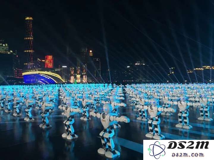 文旅演艺新模式：人类导演+AI编剧+机器人演员