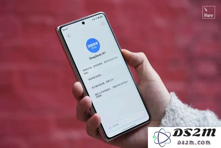 实际评测华为小艺版 DeepSeek 与满血版 R1 之间存在的区别分析
