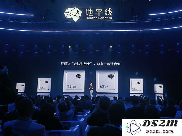 车企抢抱DeepSeek大腿，中国车企要靠AI“换道超车”？