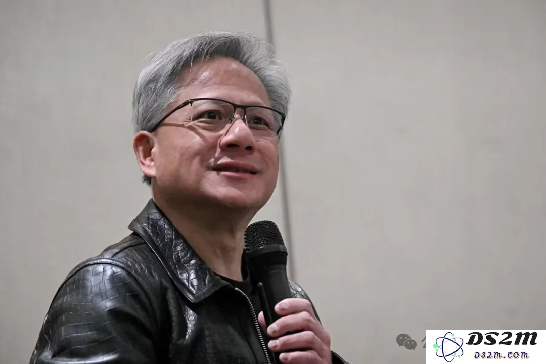 黄仁勋对AI PC销量表现不达预期进行评价，联想副总裁作出回应 ｜ CES 2025