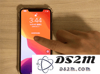 iOS13隐藏锁屏界面、手电筒、相机图标方法