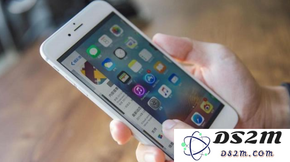 探讨为何女性在智能手机购买中更青睐iPhone而非其他品牌的手机