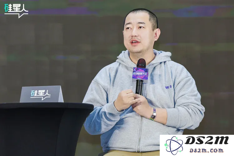 智谱AI COO 张帆：榨干端侧的每一分算力，做极致调优，让AI在硬件上非常能打