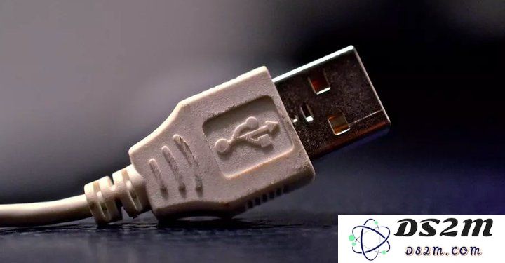为什么 iPhone 数据线的 USB 接口不能正反插？