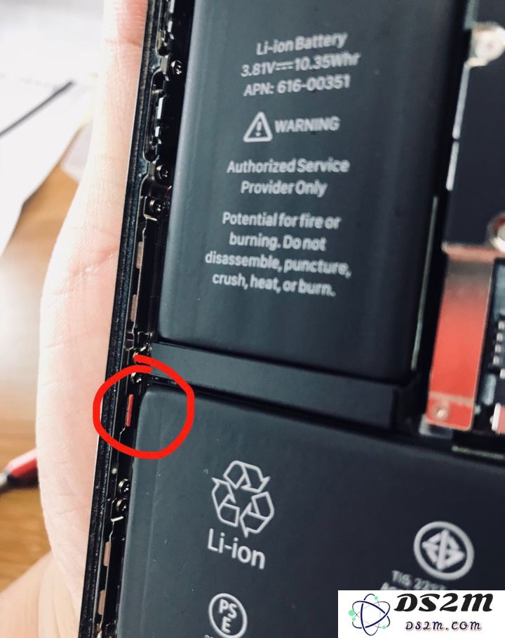 iPhone 进水后有哪些痕迹？苹果官方是如何检测 iPhone 进水的？