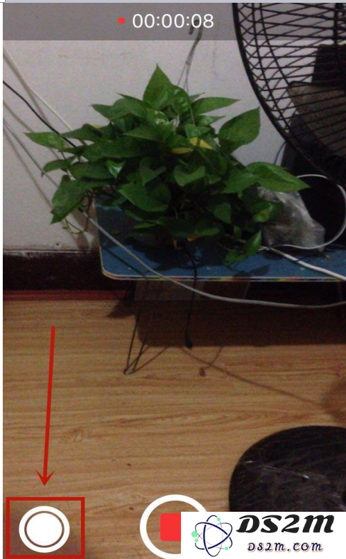 苹果iPhone手机录像时如何拍照片