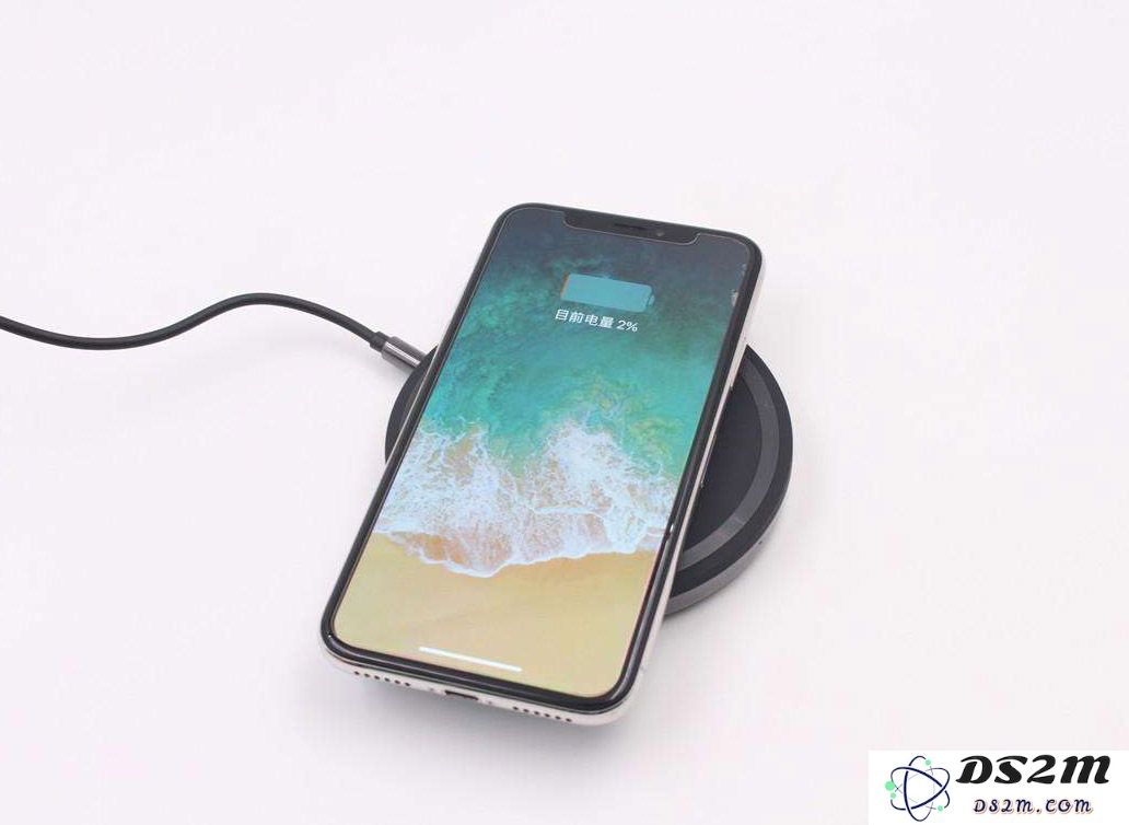 给 iPhone X 进行无线充电时要注意哪些问题？